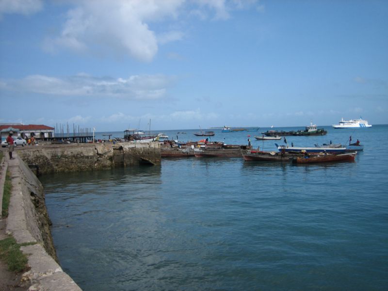 Zansi (21) fishermen